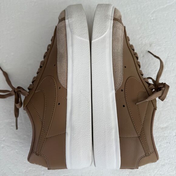 Size 10 -Nike Women's Blazer Low Platform Dark Driftwood DJ0292-200 - Picture 5 of 13